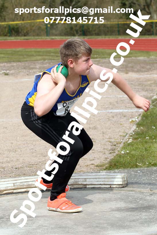 Shot putt, 2021 NECAA Open Graded Meeting, Morpeth. Photo: David T. Hewitson/Sports for All Pics